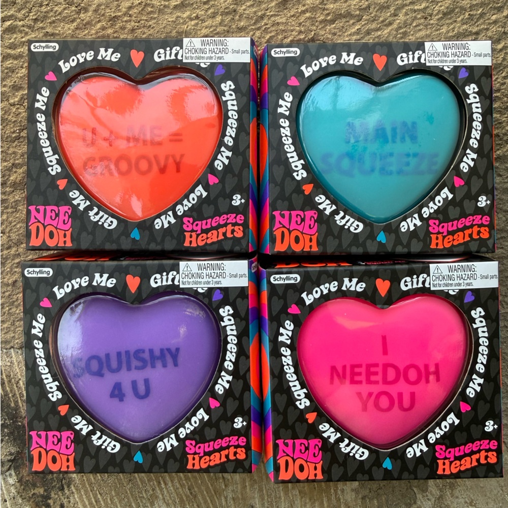 NeeDoh Squeeze Hearts 4-Pack – Colorful Heart Stress Toys